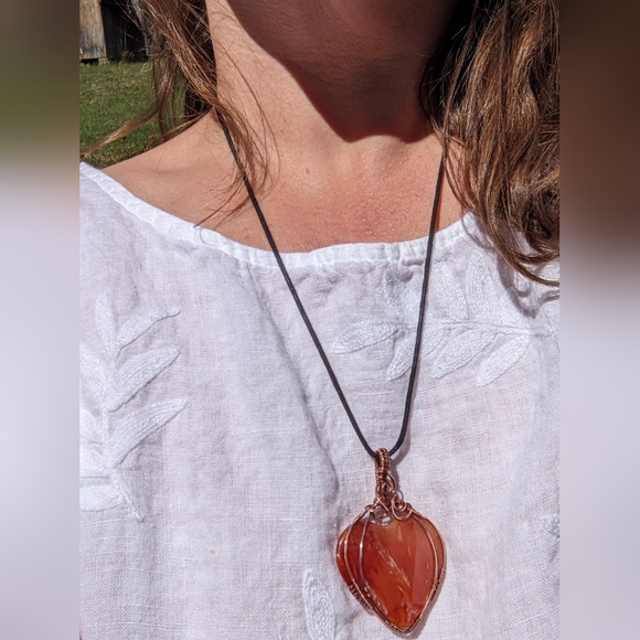 Hand Crafted Carnelian Heart Pendant Statement Necklace Copper Wire Wrap - Picture 3 of 14